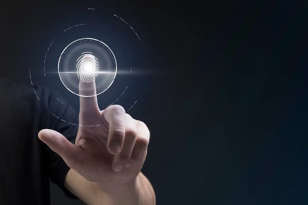 Qual o melhor software para controle de acesso em pequenas empresas?